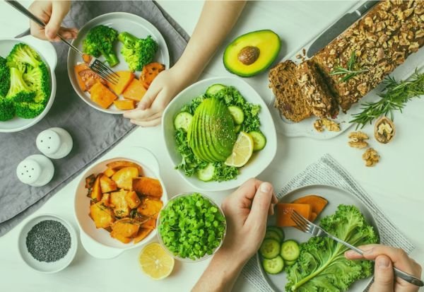 9 Hábitos Alimentares para Tornar sua Vida mais Saudável